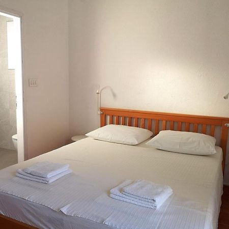 Apartments Angela Makarska Chambre photo