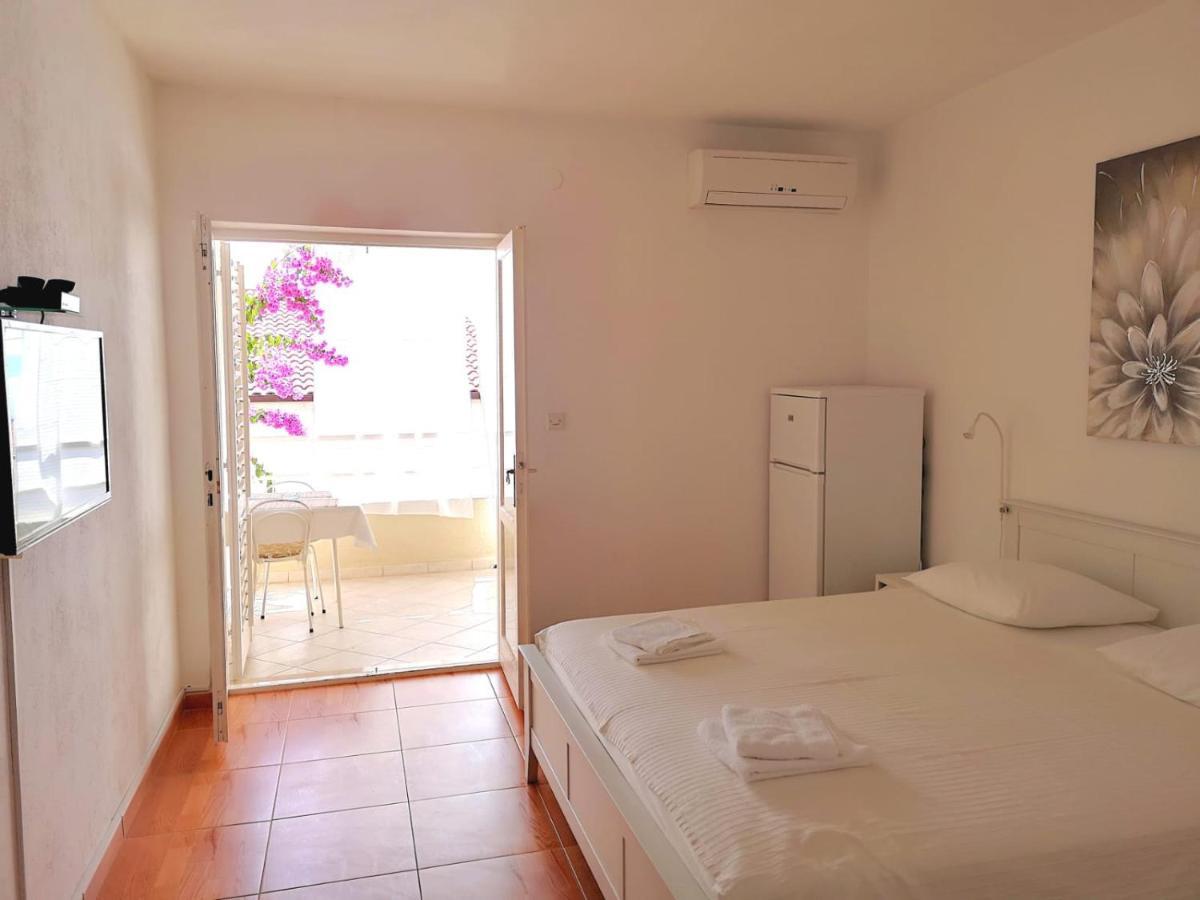 Apartments Angela Makarska Extérieur photo
