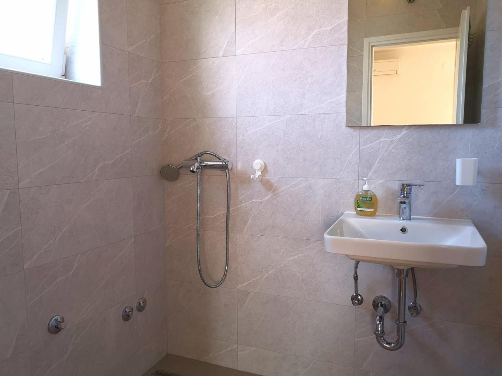 Apartments Angela Makarska Chambre photo