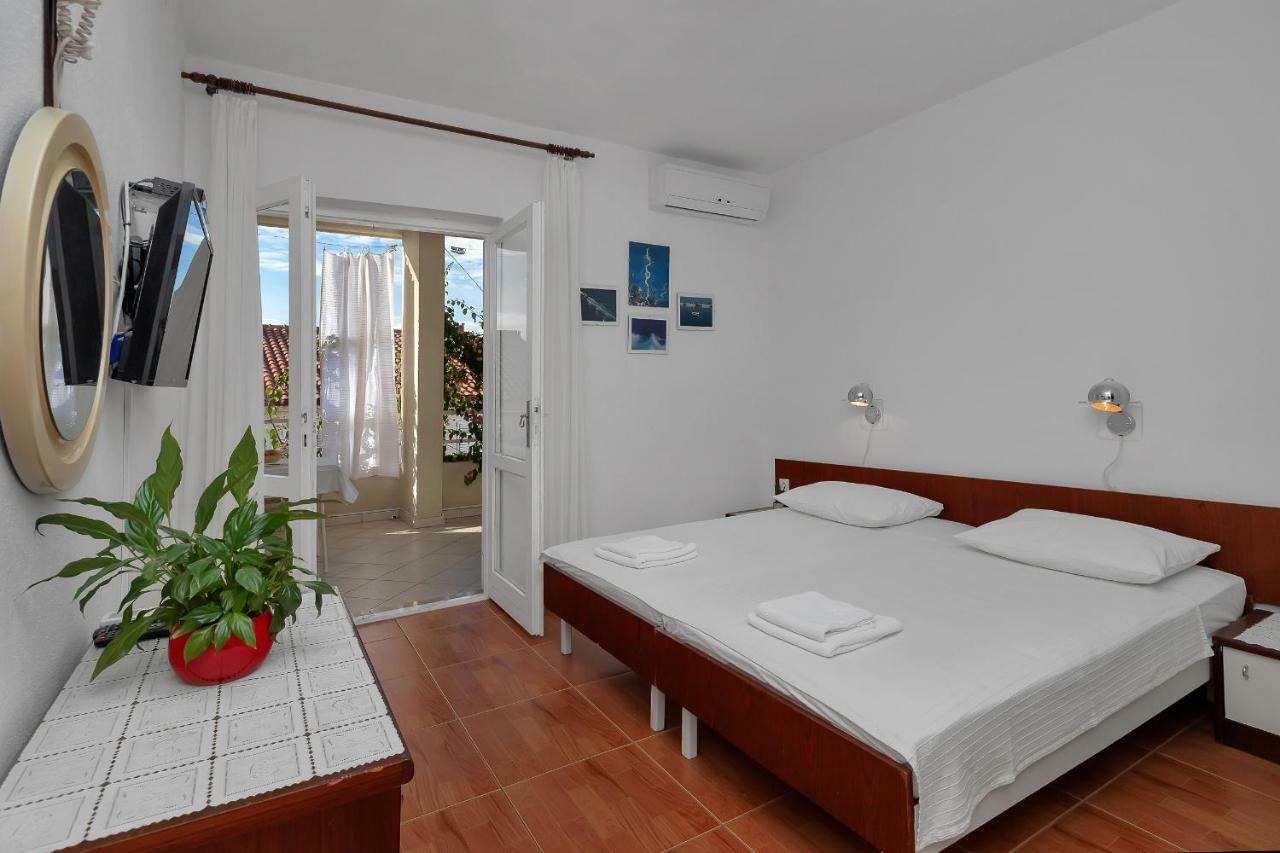 Apartments Angela Makarska Extérieur photo